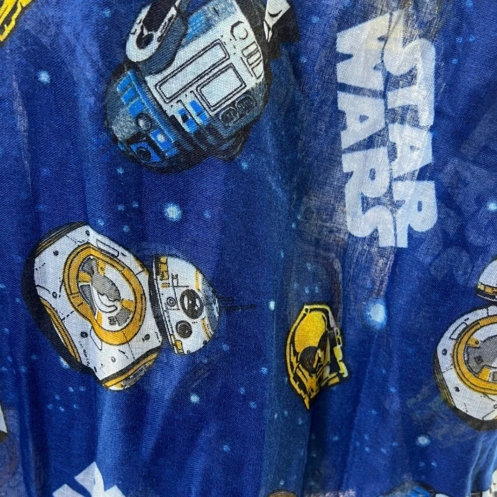 Loungefly Disney Star Wars Droid Oblong Gauzy Scarf R2-D2 C3P0 BB-8 44